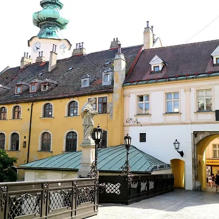 Angie *